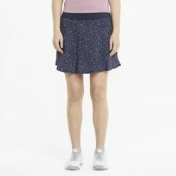 PUMA Golf Puma Womens PWRSHAPE Fancy Plants Skirt -Clubs Shop 535519 02 mod01 99888.1669158449