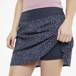 PUMA Golf Puma Womens PWRSHAPE Fancy Plants Skirt -Clubs Shop 535519 02 mod04 78364.1669158449